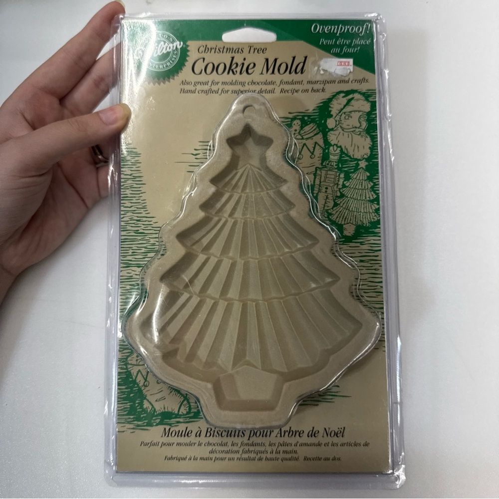 RARE WILTON ENTERPRISE 1997 CHRISTMAS TREE COOKIE / CHOCOLATE MOLD NEW